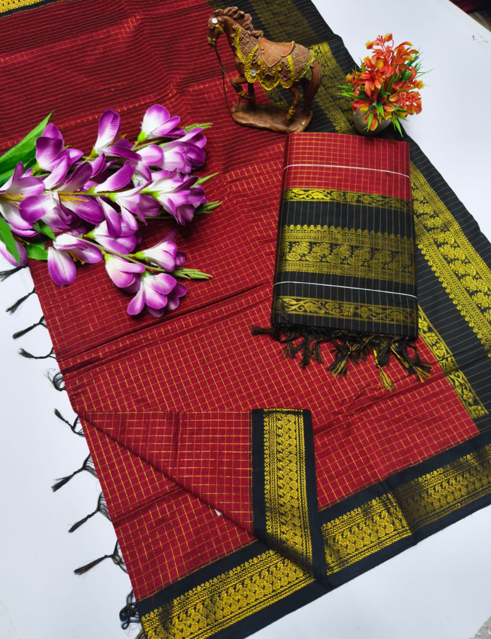 Red with Black border Kalyani Checked Cotton Saree
