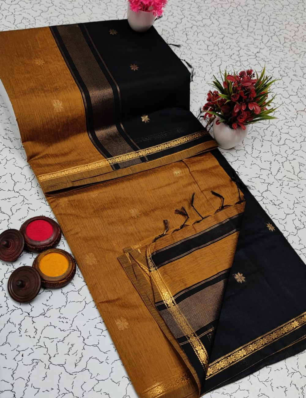 Mustard Yellow with Black border Premium Maheshwari silk cotton saree